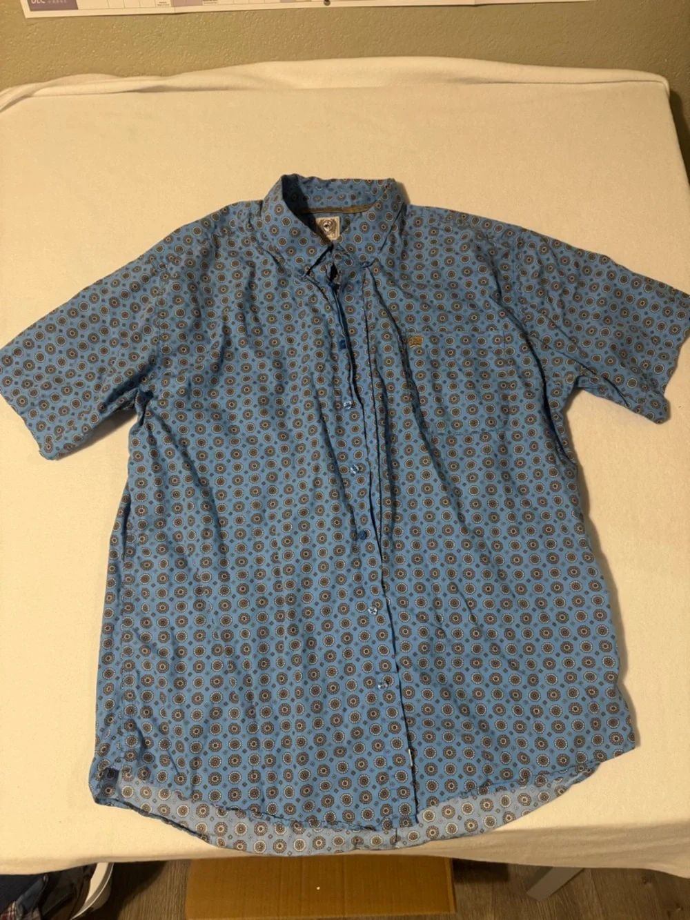 Cinch Blue Short-Sleeve Button Down Shirt with Circular Print - Picture 1 of 4